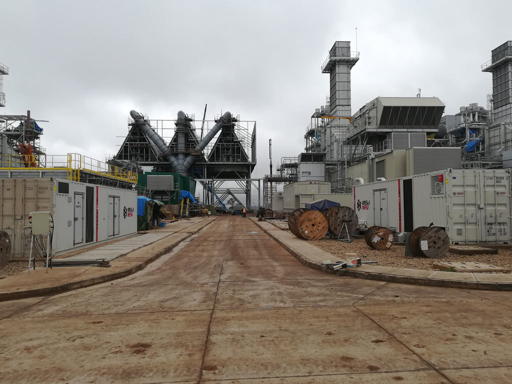 Grupos electrógenos Genesal en una central de ciclo combinado en Bolivia