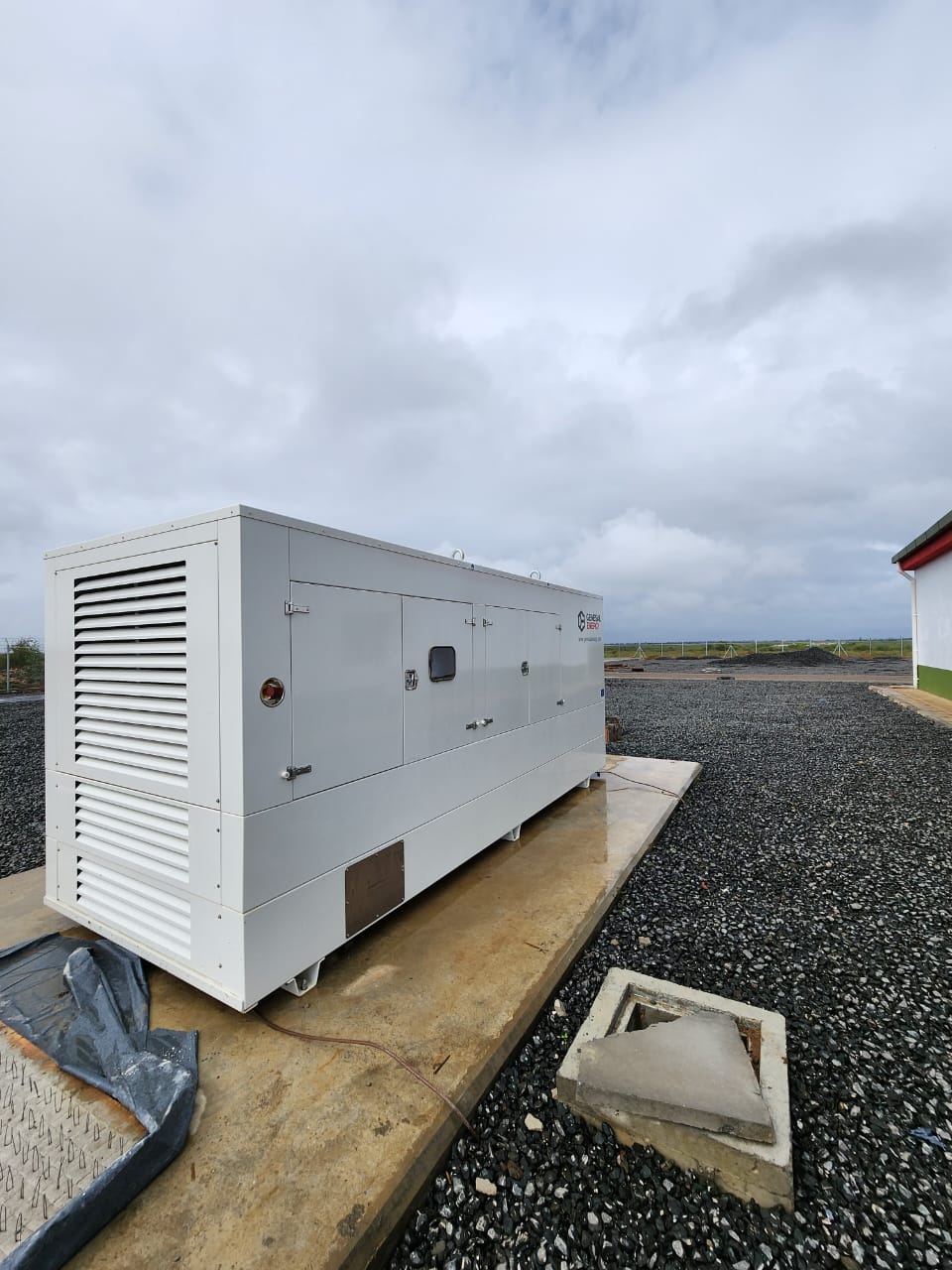 llevamos energia a kenia genesal energy 2